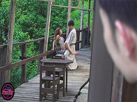 息子ほど年の離れたバイト先の男子学生達と一泊二日の温泉旅行に来たGｃｕｐ巨乳パート主婦は優しく優柔不断で…僕達みんな３６歳パート主婦あゆみさんのガチ恋勢　サンプル画像06